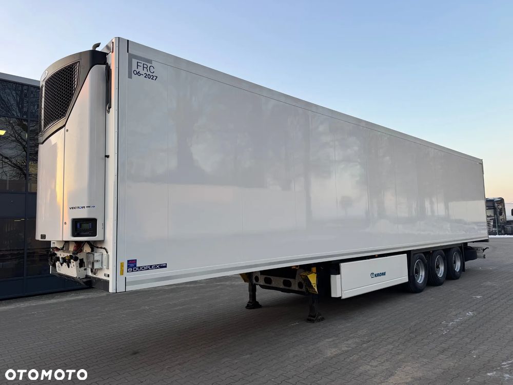 Krone Hakowa, Carrier Vector HE19, Nowe opony!! - 1