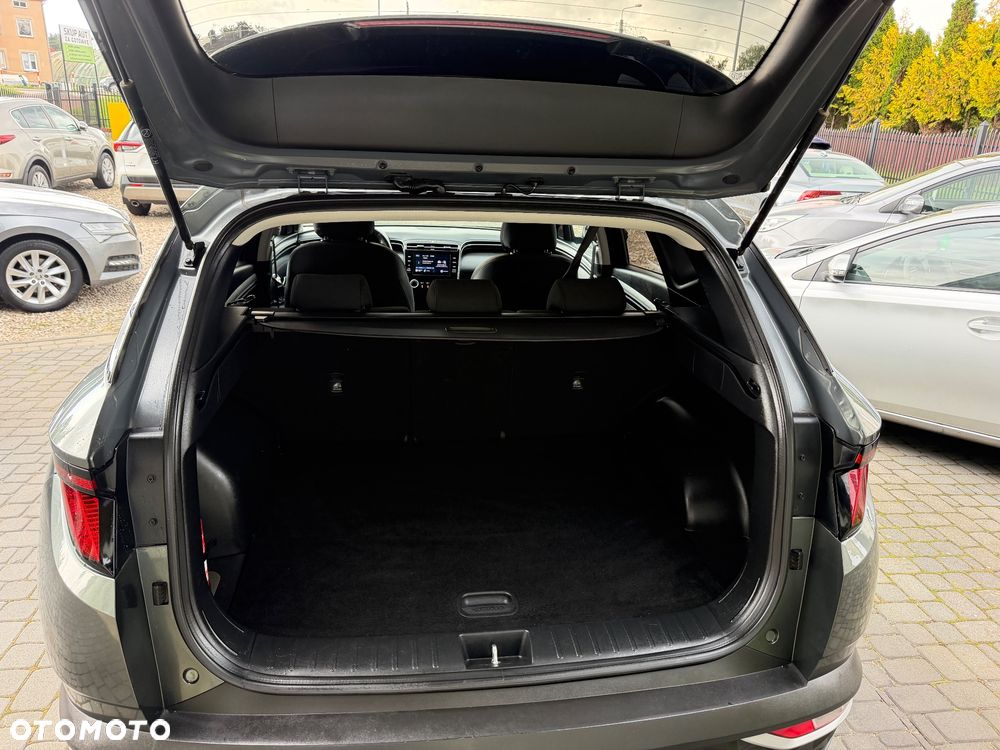 Hyundai Tucson 1.6 T-GDi Smart 2WD - 16