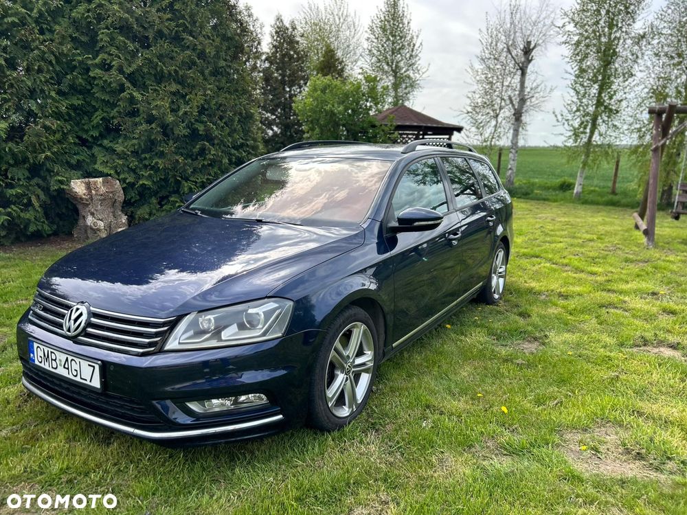 Volkswagen Passat 2.0 TDI Highline R-Style DSG - 10