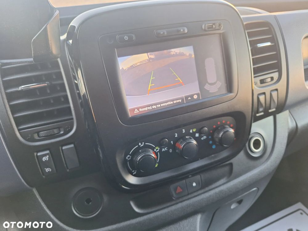 Opel VIVARO 120KM / 2018 / Import Francja - 11