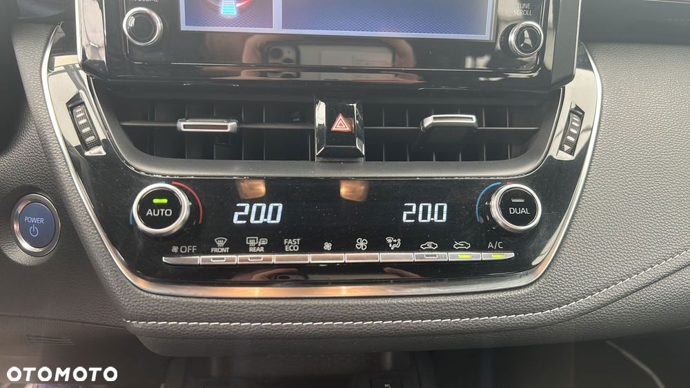 Toyota Corolla 1.8 Hybrid GPF Comfort - 22