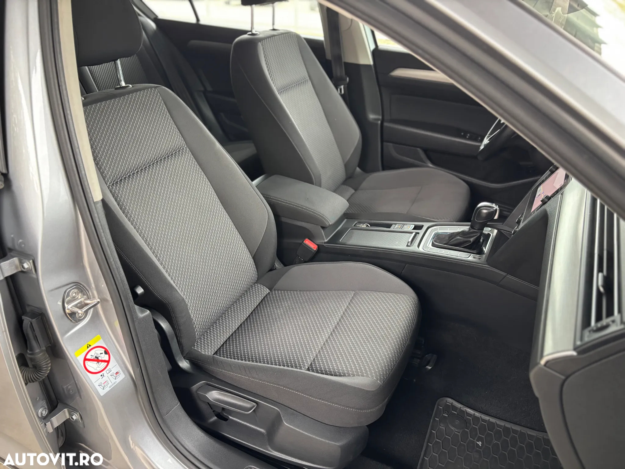 Volkswagen Passat Variant 1.5 TSI ACT OPF DSG Comfortline - 40