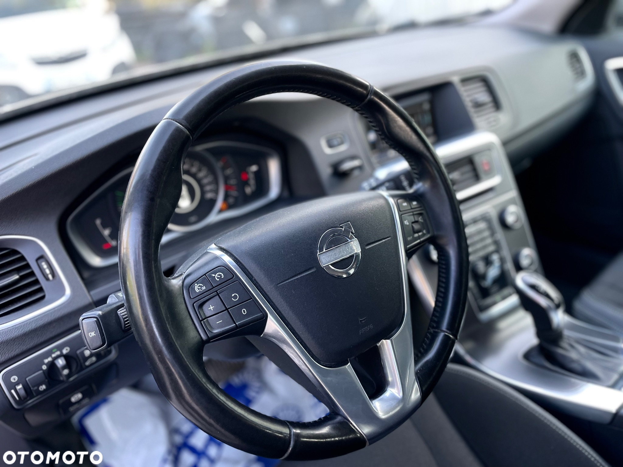 Volvo V60 D3 Geartronic Momentum - 12