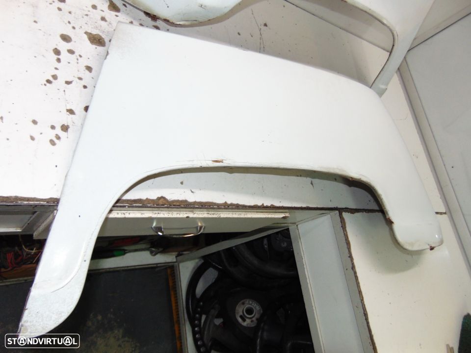 Renault 4l guarda lamas de trás - 6