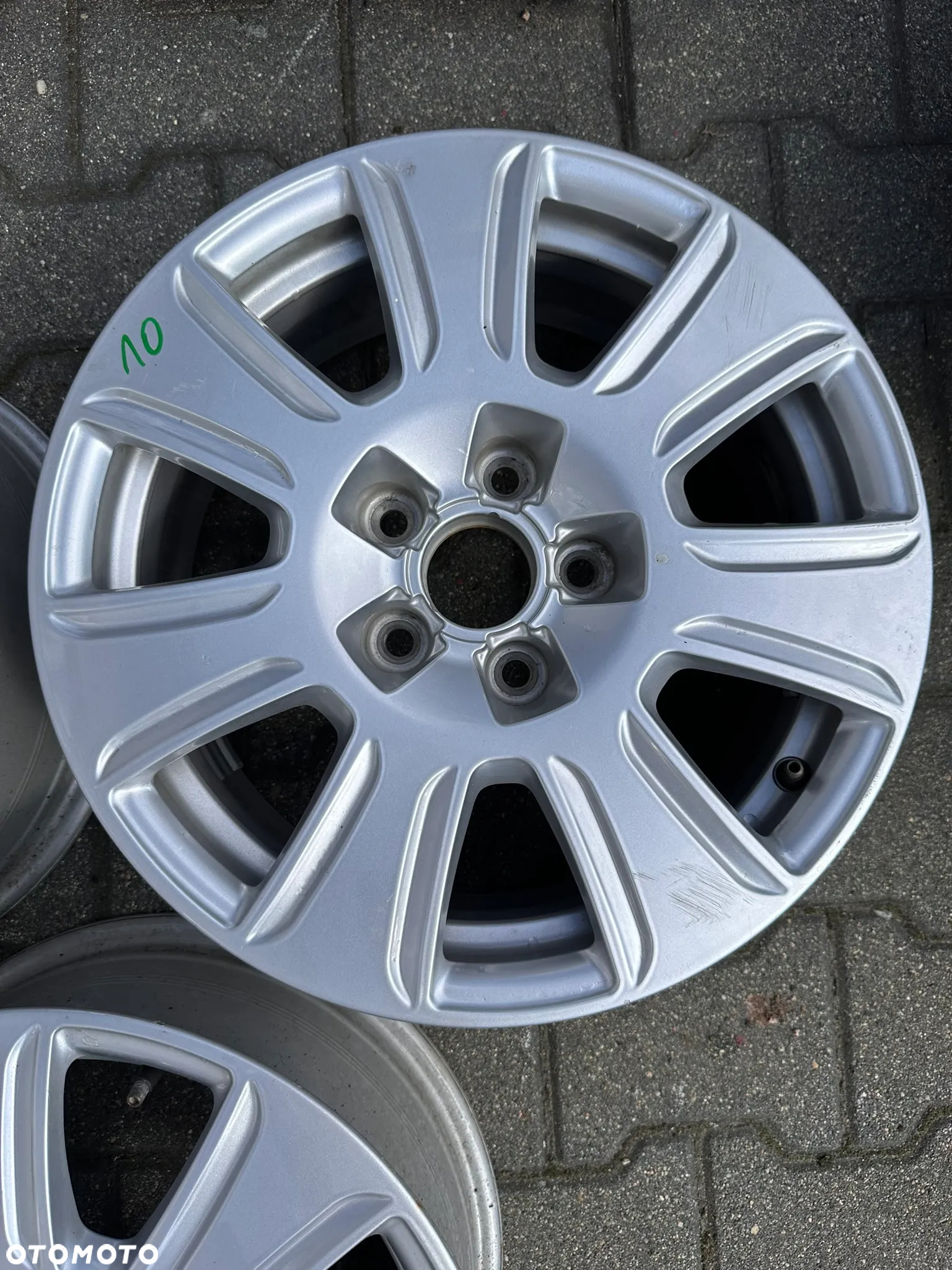 Felga  Audi Q3 8U0601025 6.5Jx16 ET33 5x112 - 6