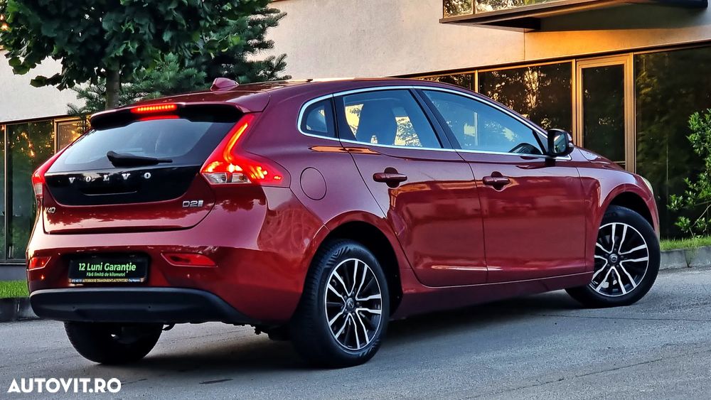 Volvo V40 D2 Inscription - 8