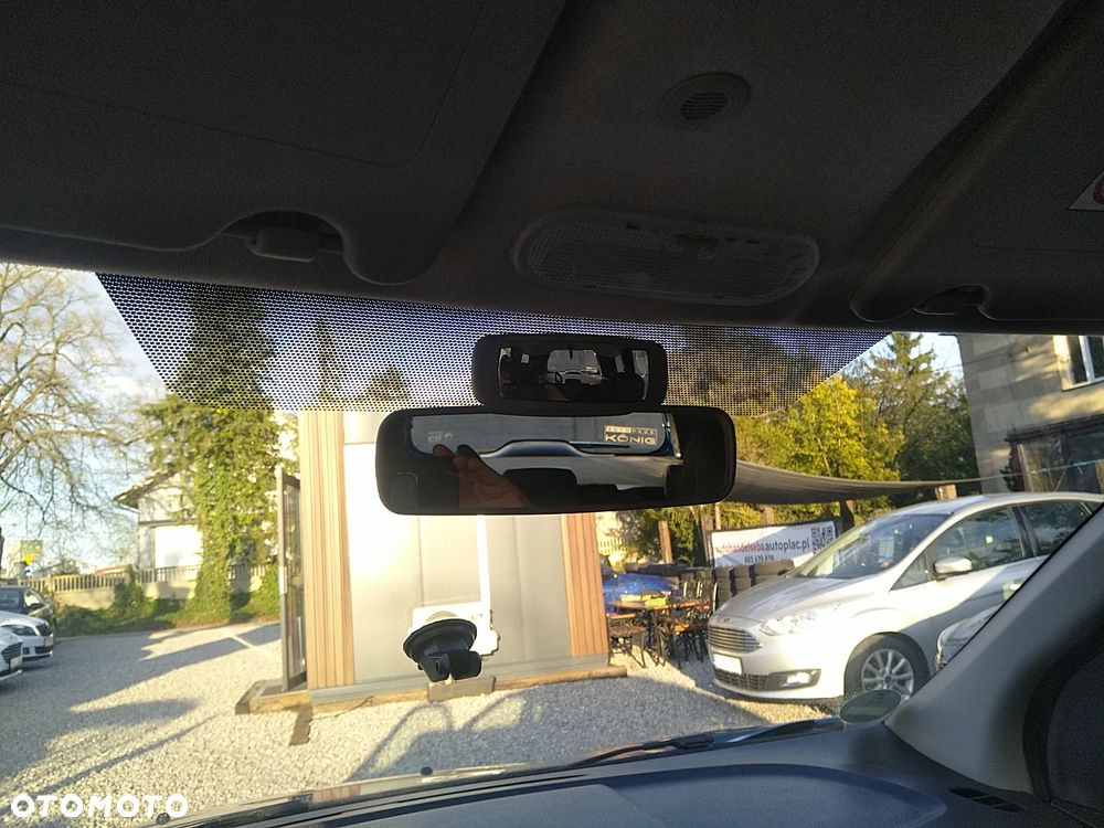 Dacia Lodgy TCe 115 Stepway - 19