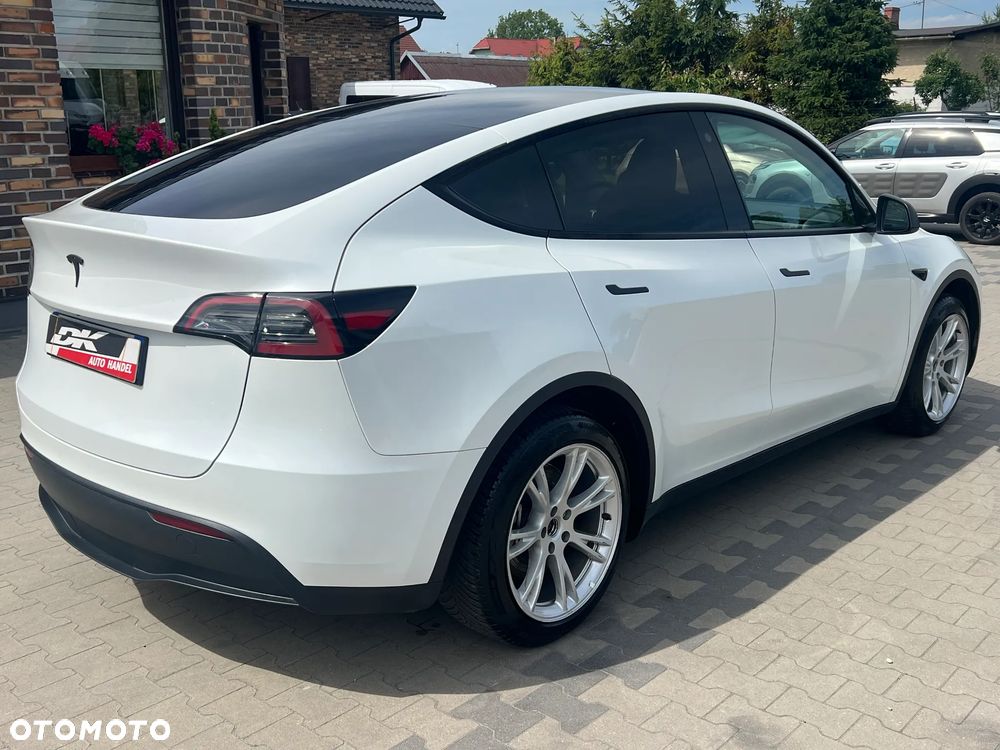 Tesla Model Y RWD - 3