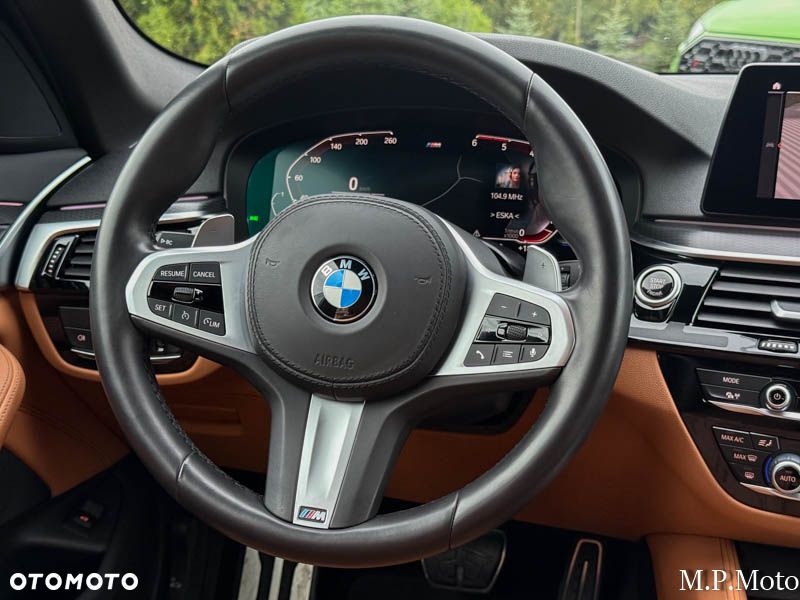BMW Seria 5 520d M Sport Edition - 25