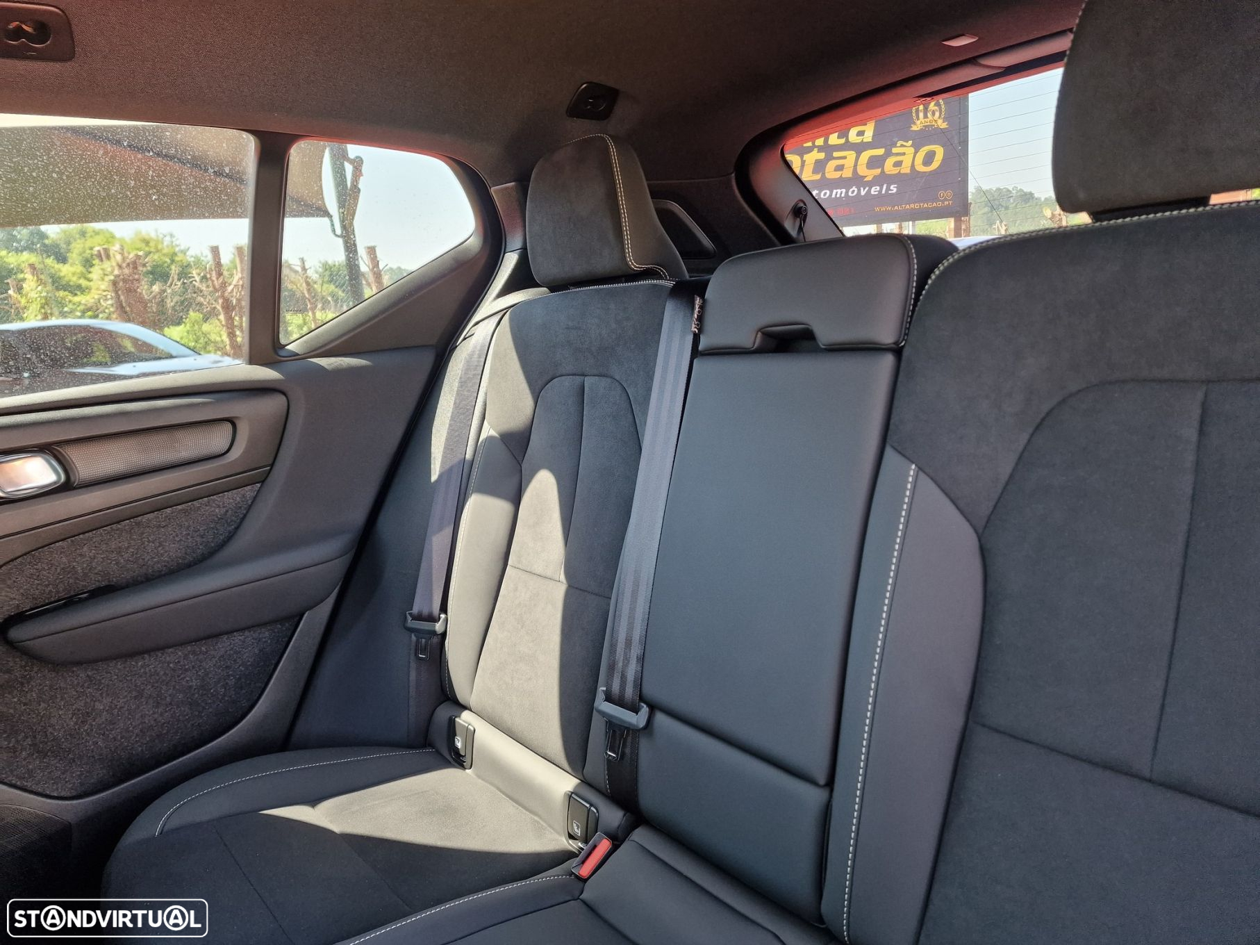 Volvo XC 40 Recharge Core - 14
