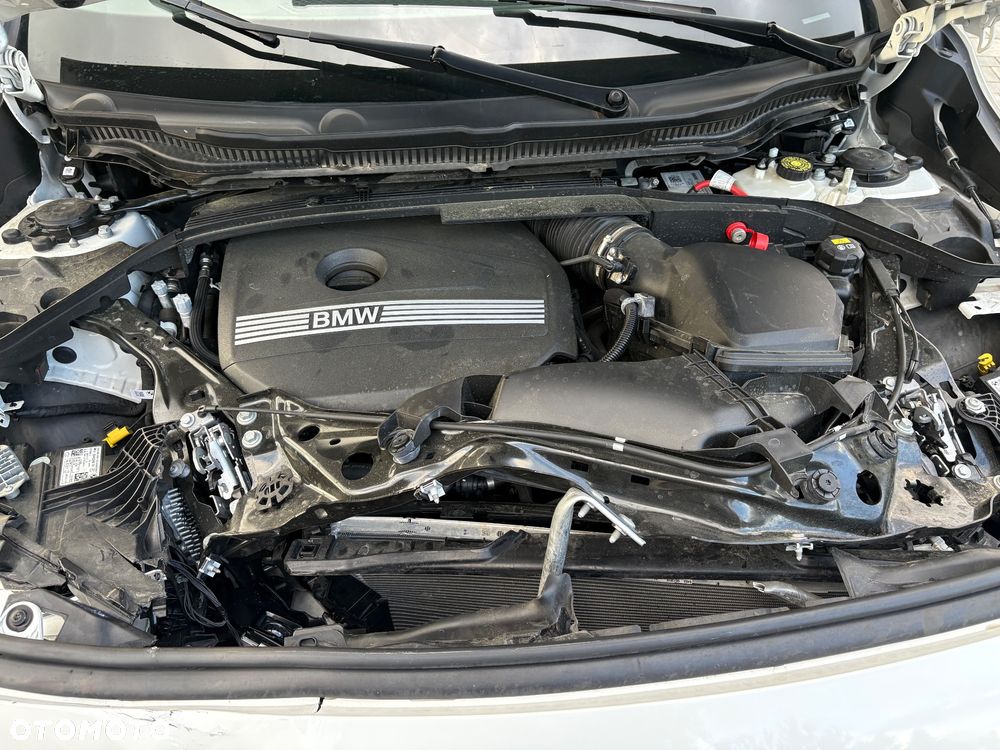 BMW Seria 2 218i - 27