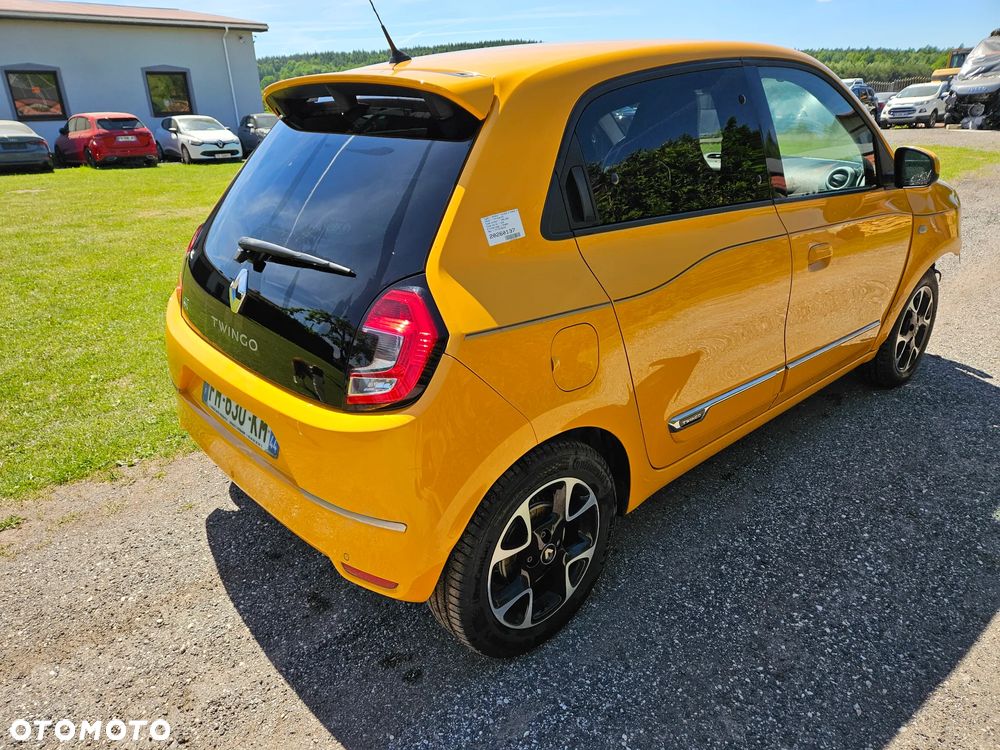 Renault Twingo TCe 90 EDC INTENS - 4