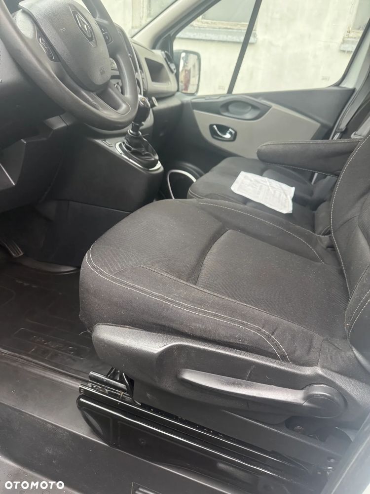 Renault Trafic - 19