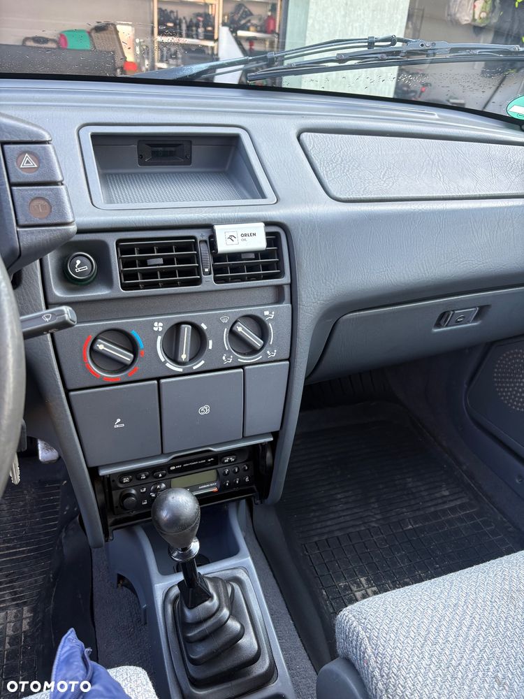 Citroën BX 16 TGI Classic - 11