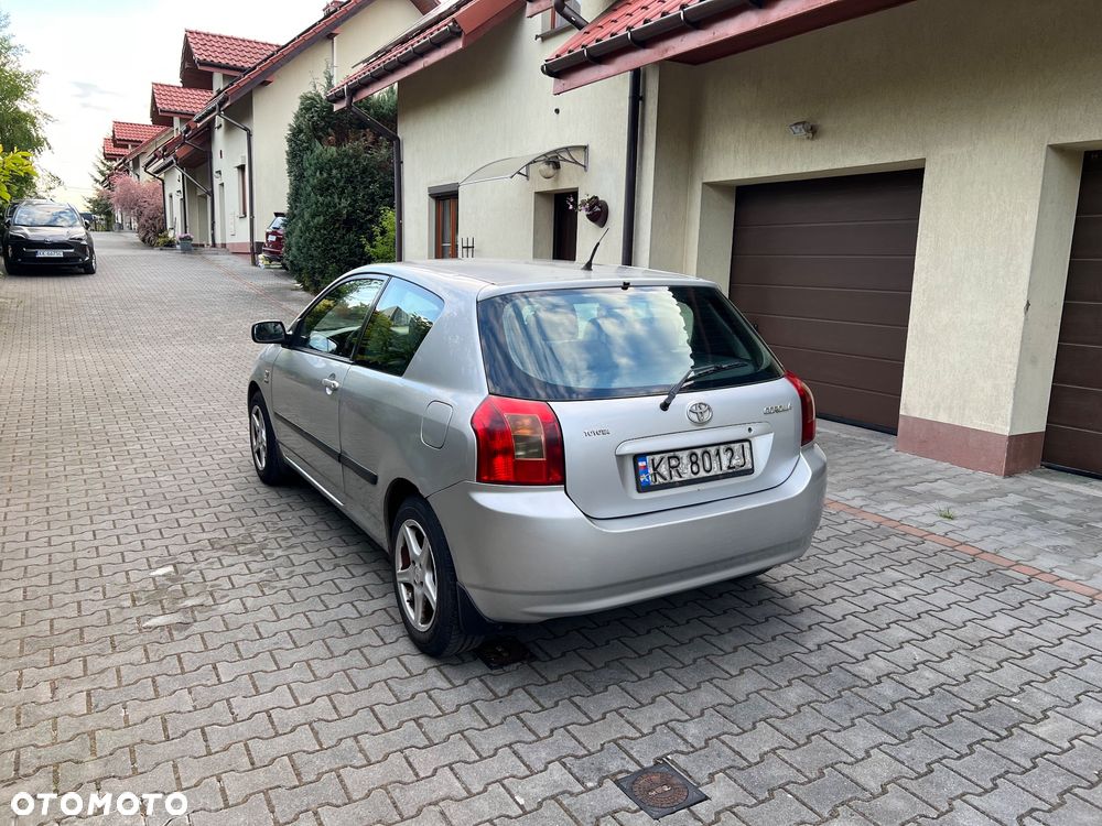 Toyota Corolla 1.4 VVT-i Base - 10