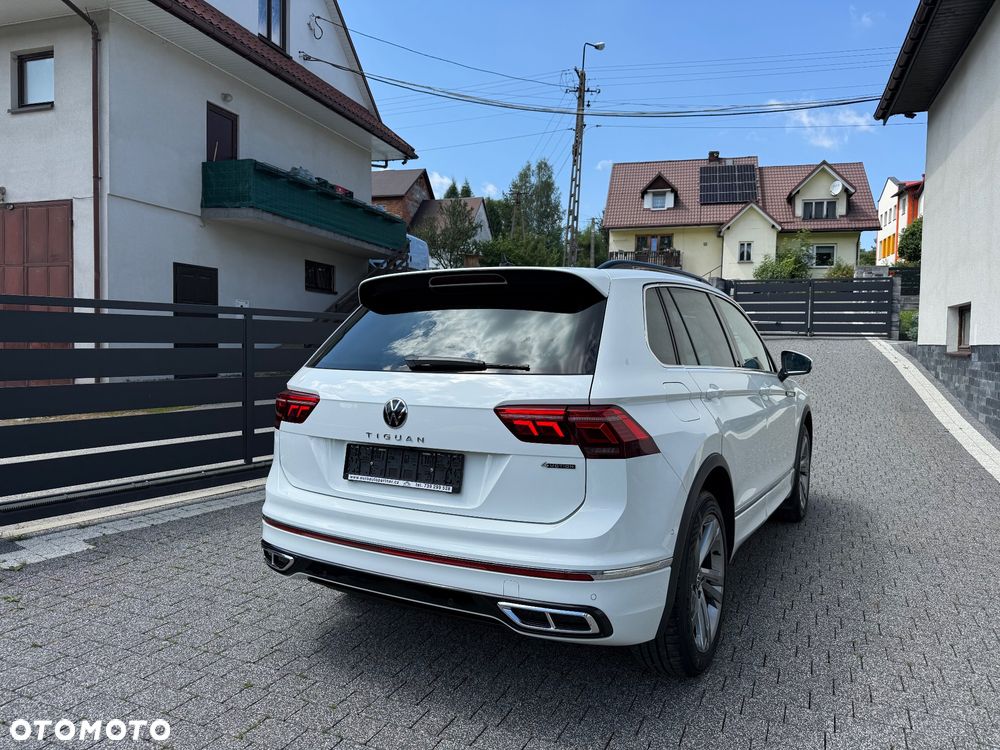 Volkswagen Tiguan 2.0 TDI SCR 4MotION DSG R-Line - 4