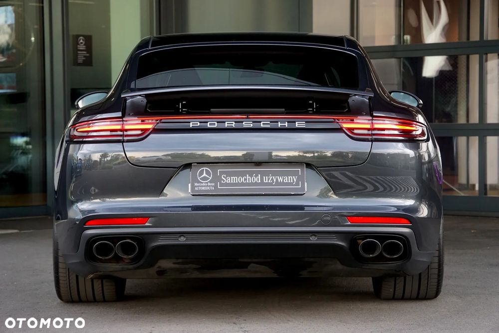 Porsche Panamera 4 - 7