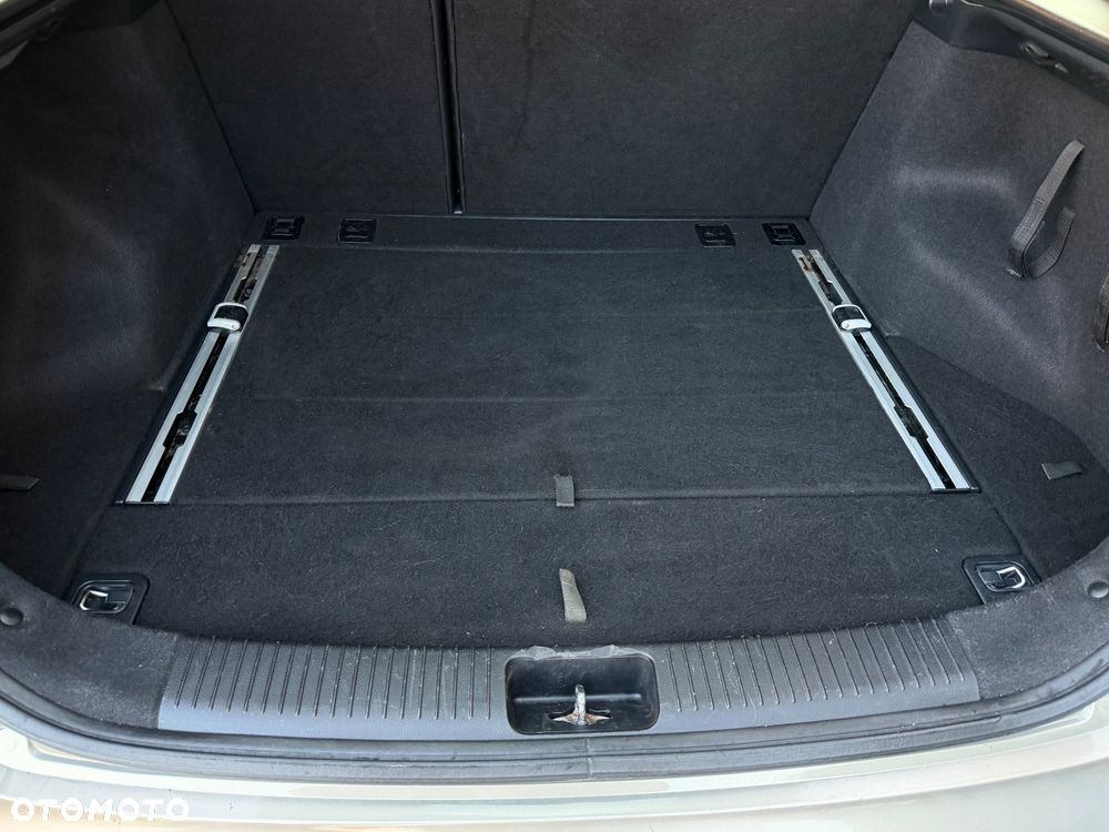 Kia Ceed 1.6 GDI Platinum Edition - 39