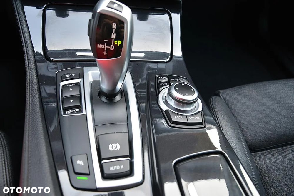 BMW Seria 5 520d Touring BluePerformance Sport-Aut - 31