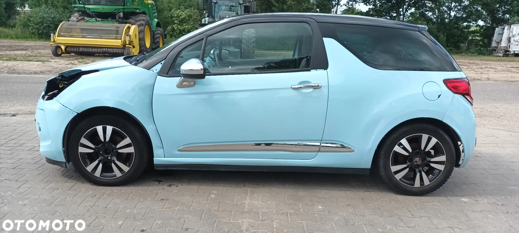Citroën DS3 1.6 HDi SoChic - 8