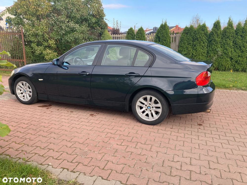 BMW Seria 3 318i - 6