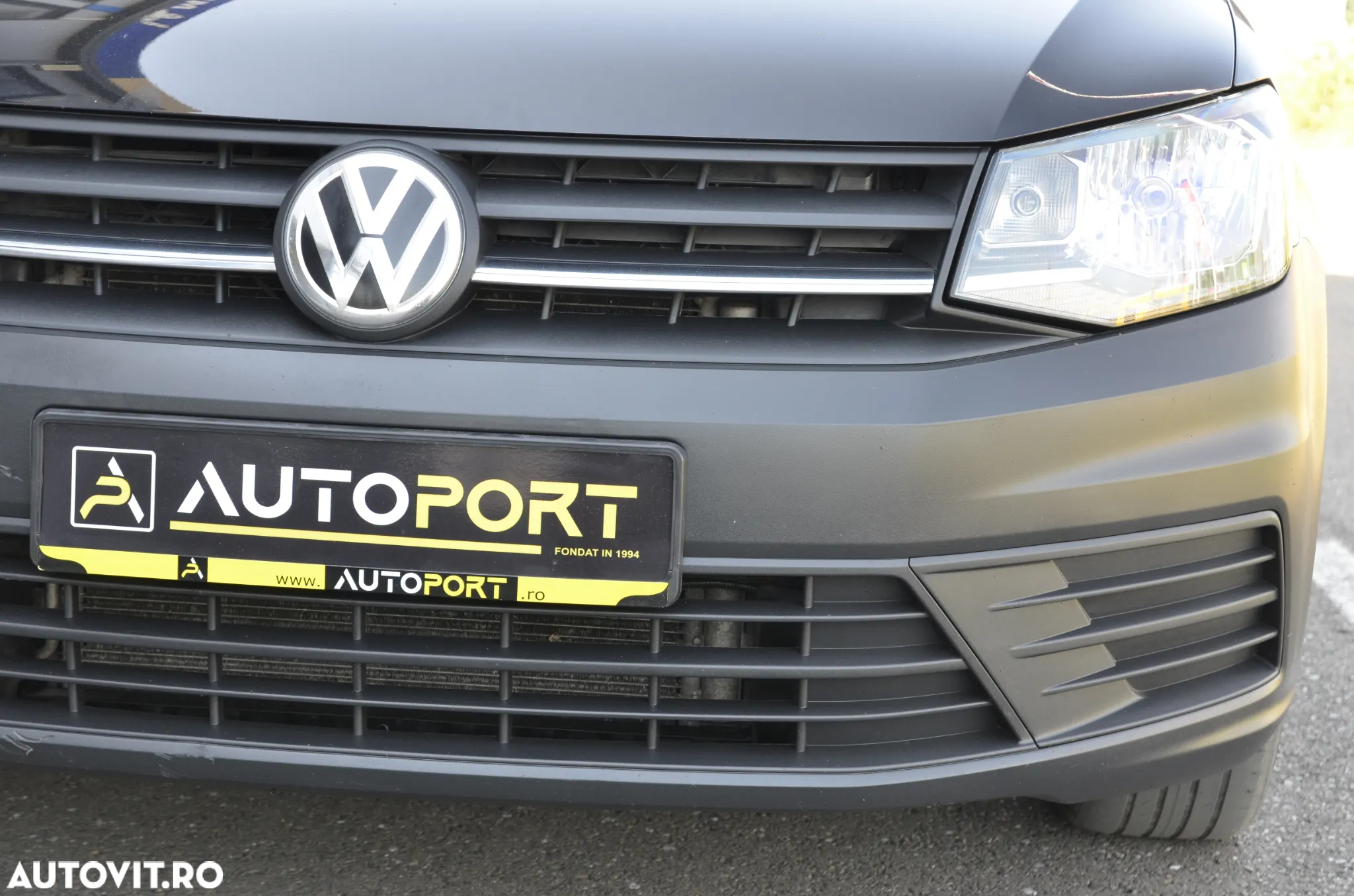 Volkswagen Caddy Maxi 2.0 TDI 90 kW DSG - 11