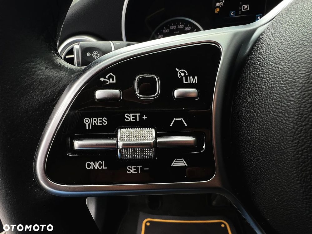 Mercedes-Benz Klasa C 220 d 9G-TRONIC - 25