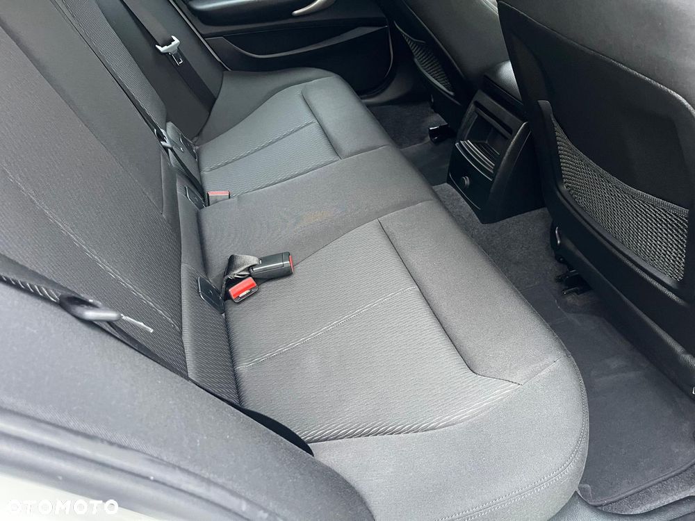 BMW Seria 1 118i GPF Advantage - 13
