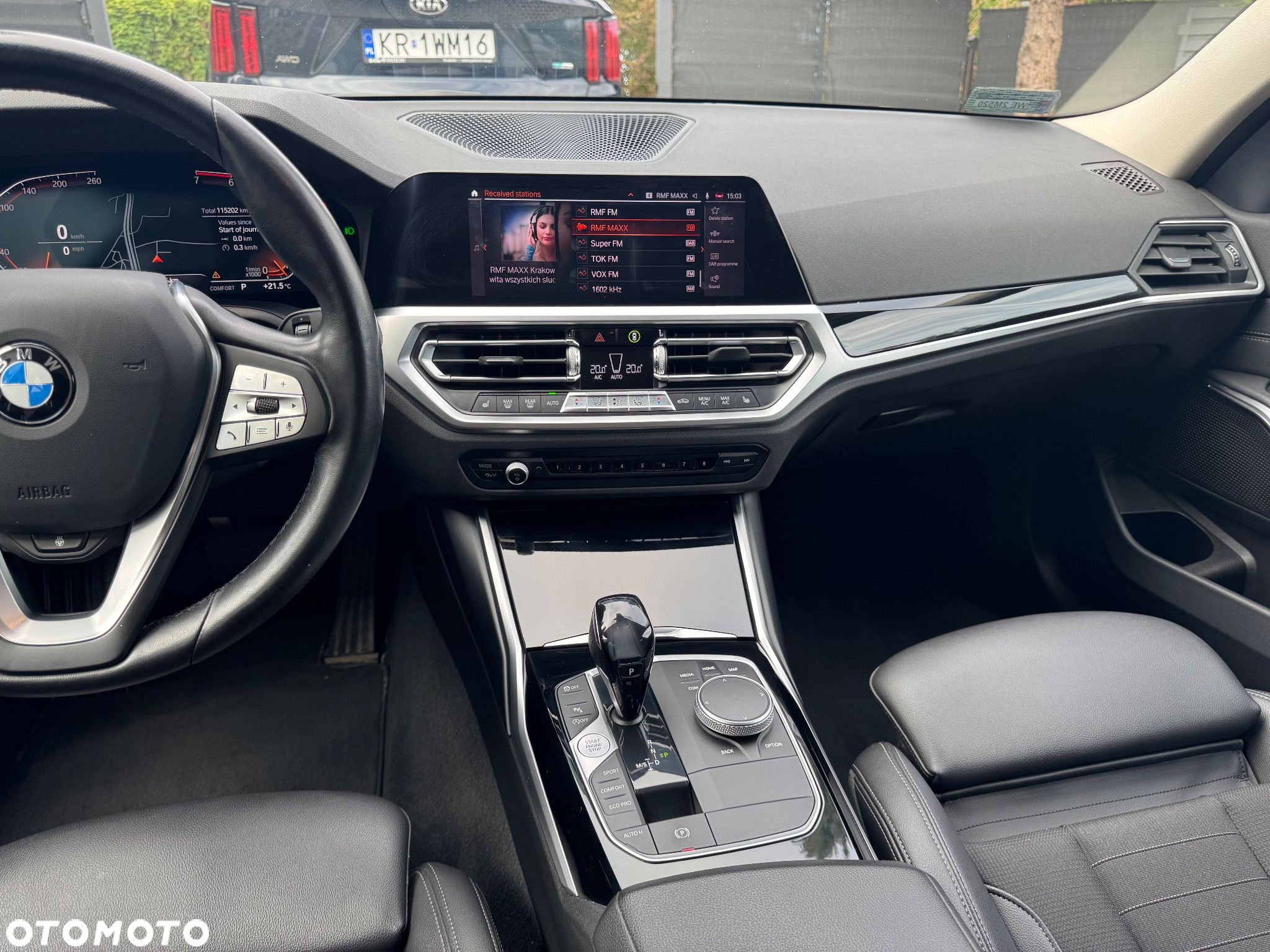BMW Seria 3 320i xDrive Sport Line - 27