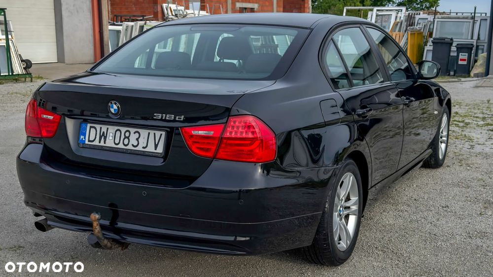 BMW Seria 3 318d - 6