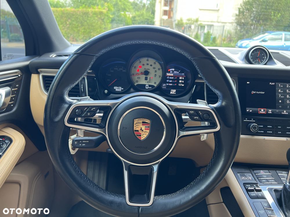 Porsche Macan Standard - 11