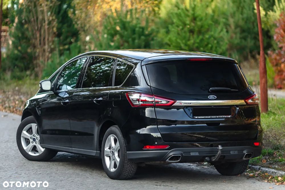 Ford S-Max 2.0 TDCi Titanium PowerShift - 12