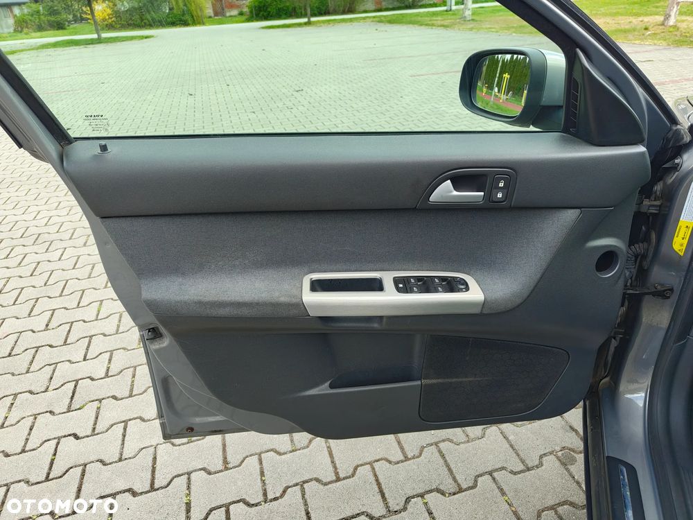 Volvo S40 1.8 Momentum - 21