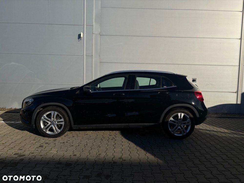 Mercedes-Benz GLA 250 4-Matic Style - 5