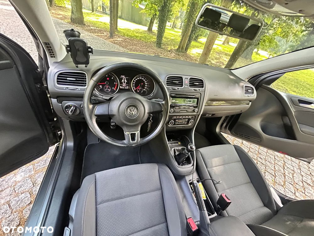 Volkswagen Golf VI 1.6 TDI Comfortline - 9