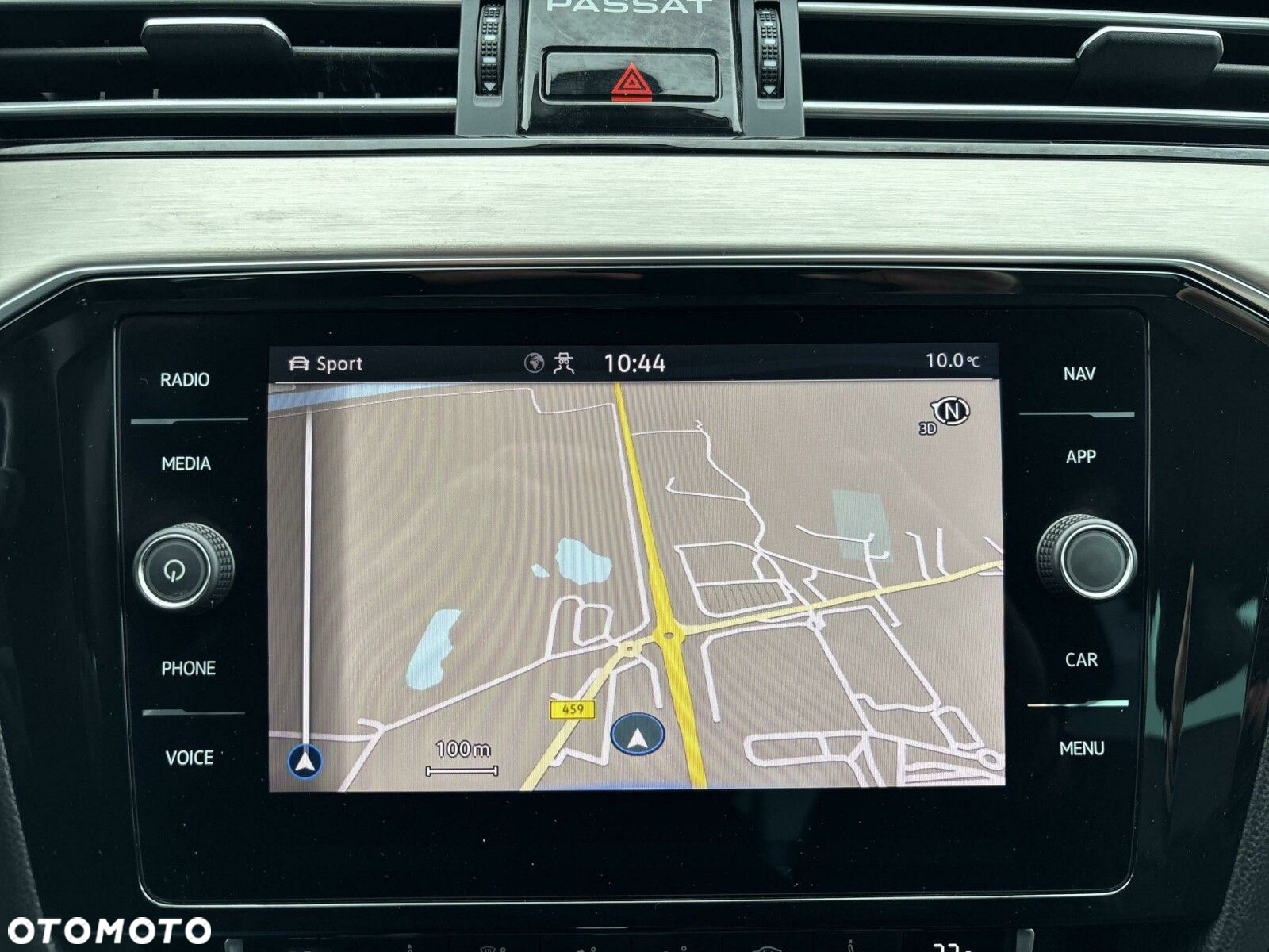 Volkswagen Passat 2.0 TDI Elegance DSG - 23