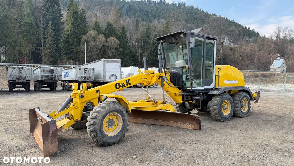 New Holland F106.6 - 1