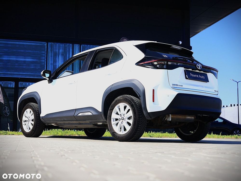 Toyota Yaris Cross Hybrid 1.5 Comfort 4x4 - 12