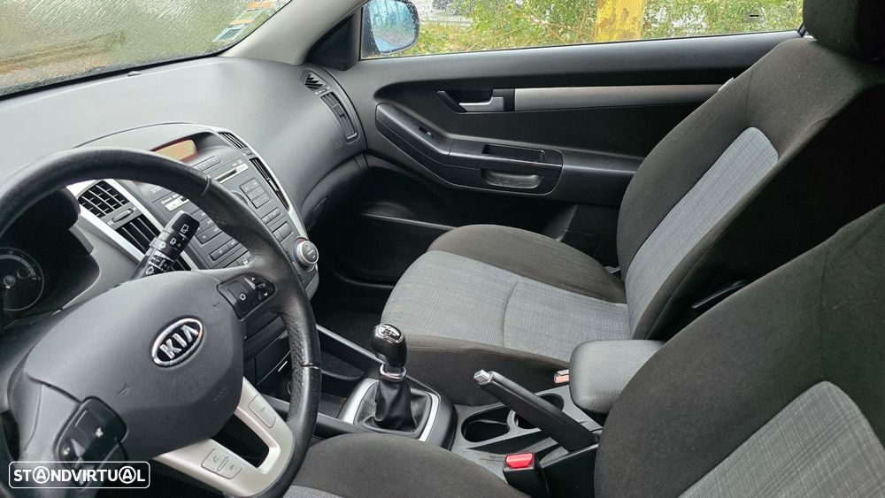 Kia Ceed 1.4 CVVT LX ISG - 9