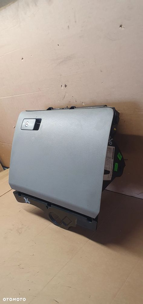 Schowek pasażera półka VW Passat B6 3C1857101 3C1857097AM - 3