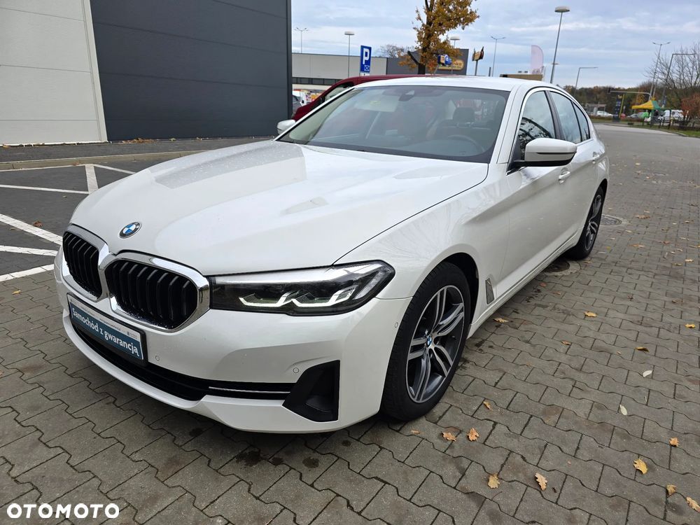 BMW Seria 5 518d Luxury Line sport - 8