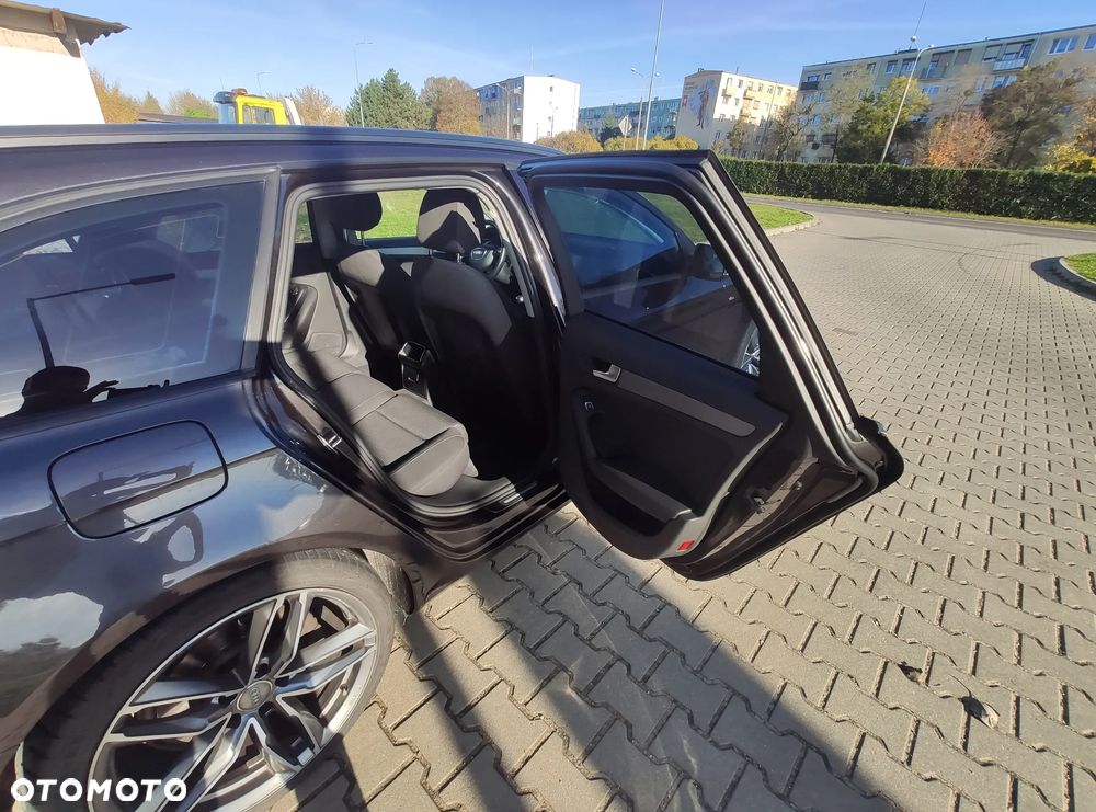 Audi A4 Avant 2.0 TDI 116g DPF Attraction - 18