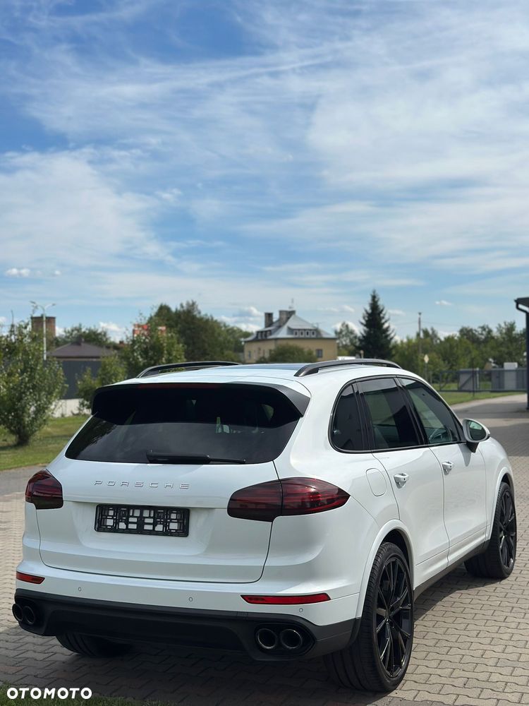 Porsche Cayenne Diesel Platinum Edition - 6