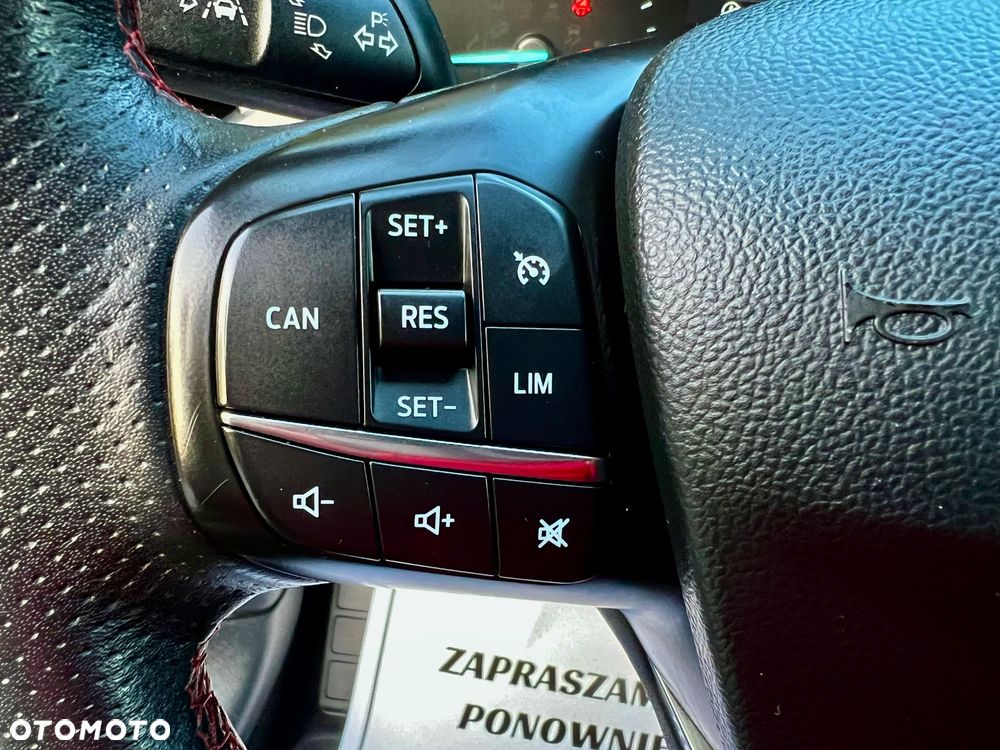 Ford Focus 1.5 EcoBlue Start-Stopp-System ST-LINE STYLE - 26