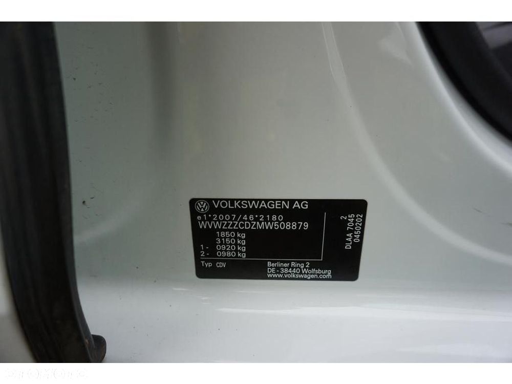 Volkswagen Golf - 10