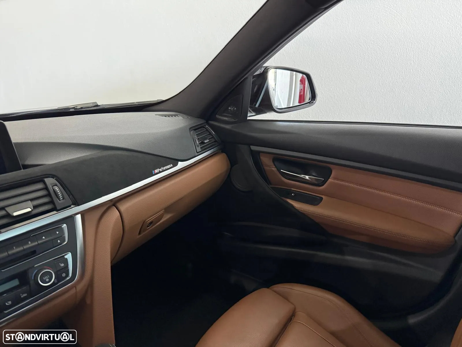 BMW 328 i Auto Pack M - 21