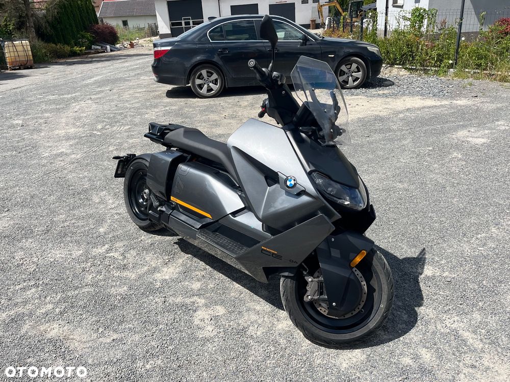 BMW CE 04 - 1