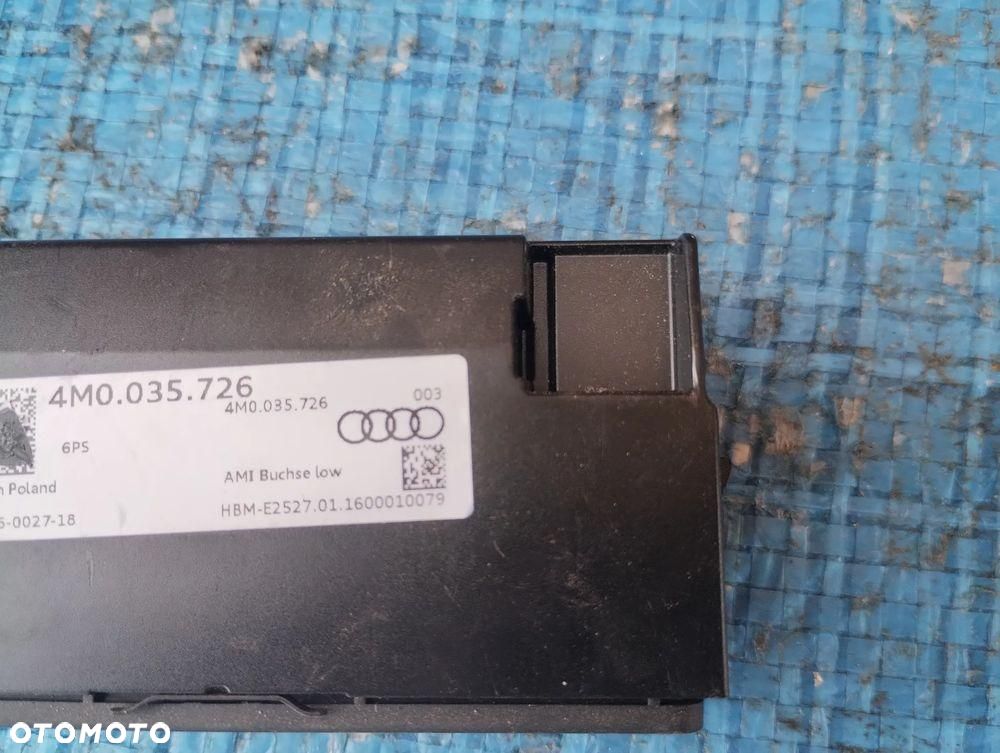 Audi A4 B9 Port Gniazdo USB Charge Only AUX 4M0035726 - 2