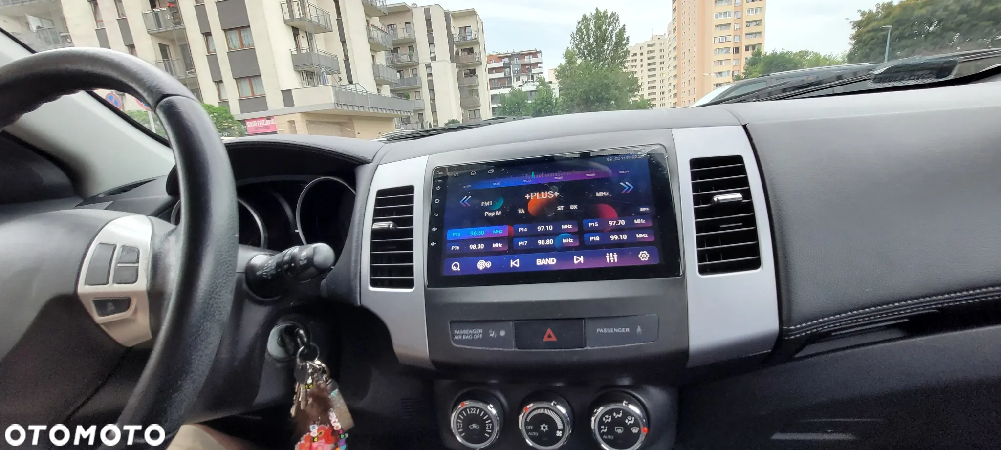 Mitsubishi Outlander 2.0 Intense + 2WD EU5 - 17