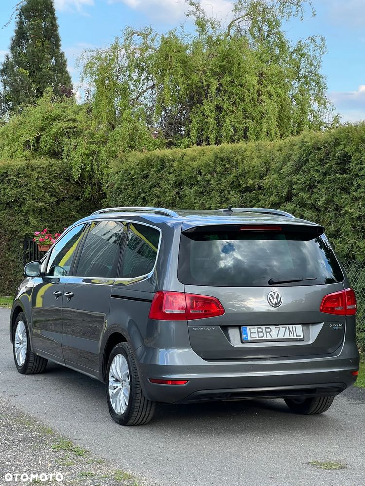 Volkswagen Sharan 2.0 TDI Highline DSG - 2